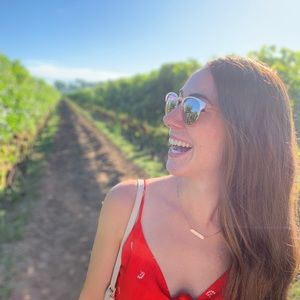 Meet your Posher, Jessica